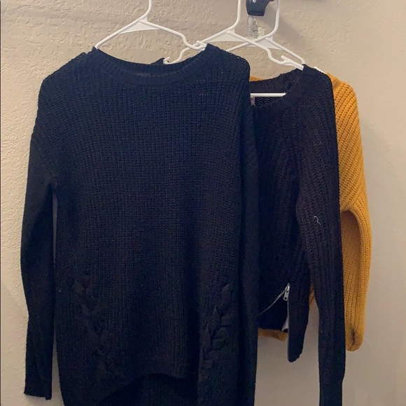 3 sweaters - Picture 1 of 4